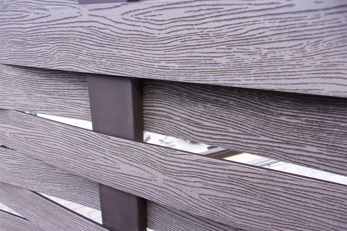 Забор "Плетенка" из ДПК Hilst 2х2